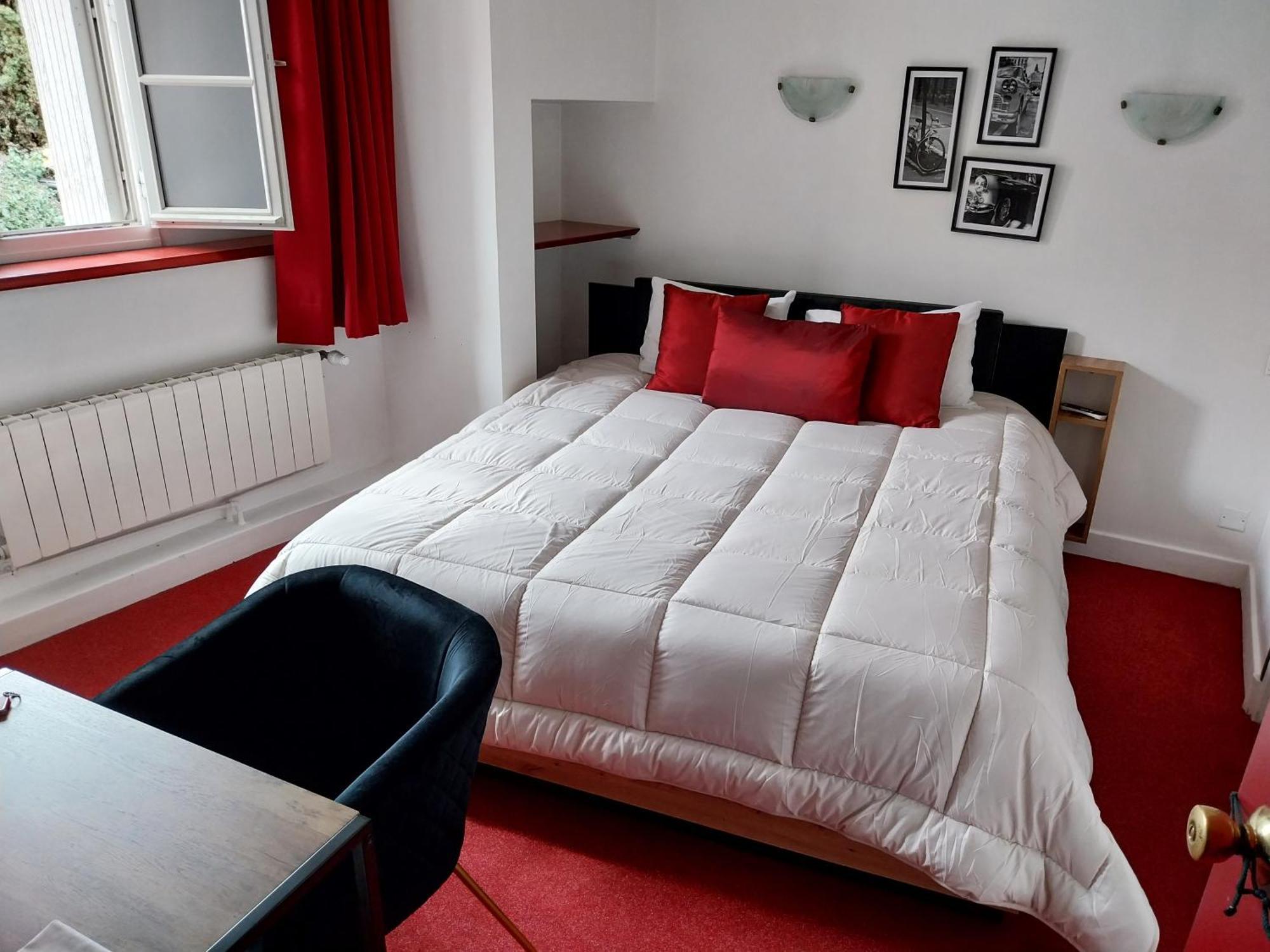 Hotel Jean Xxii Каор Экстерьер фото